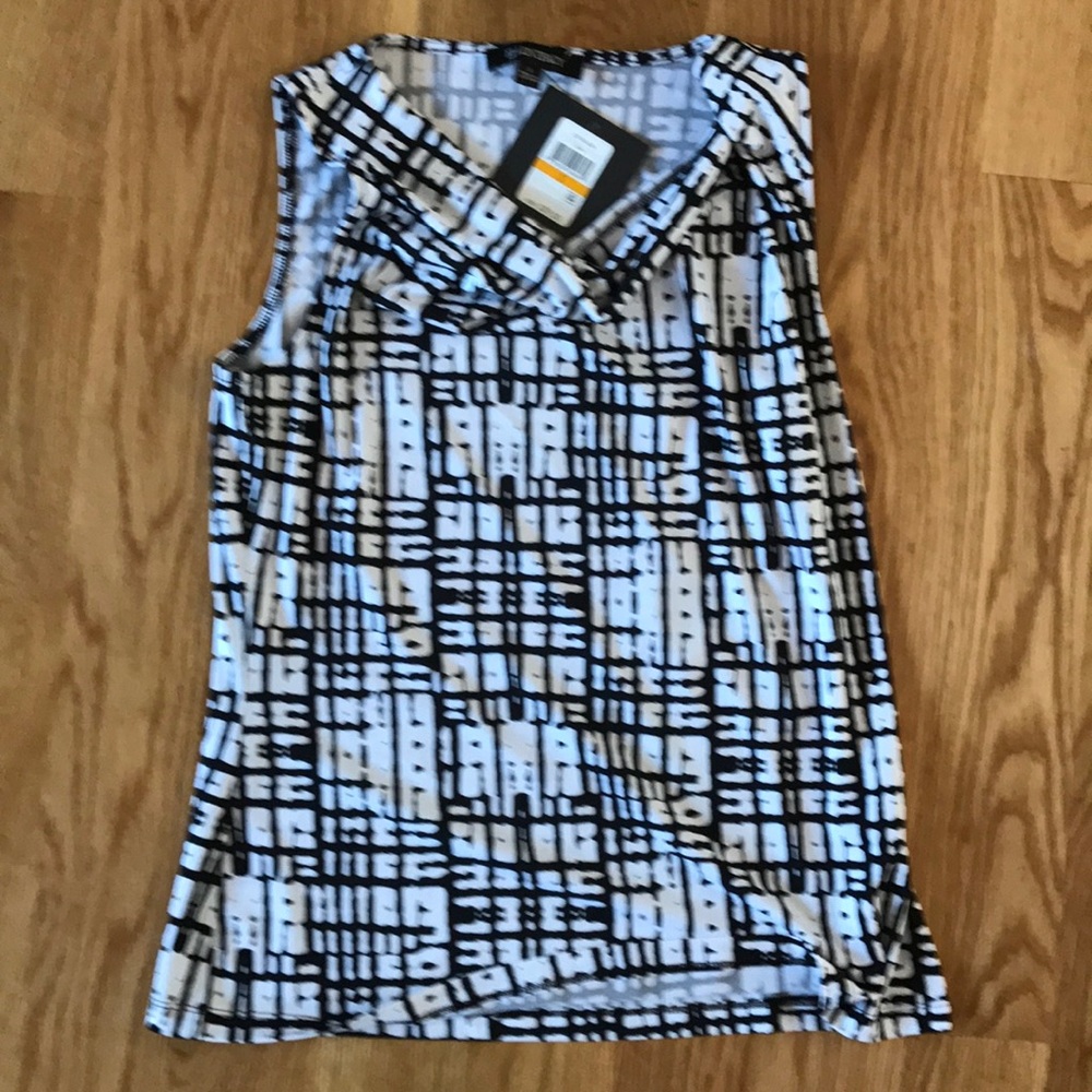 Sleeveless drape neck top